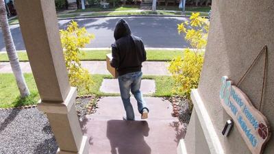 5 holiday home insurance tips to stop package theft