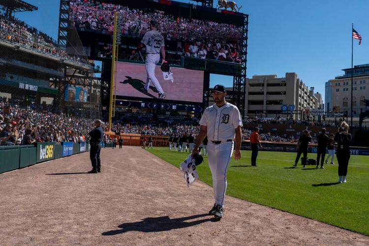 Detroit Tigers pitcher Justin Verlander (35)  walks on the field during his last MLB game against the Pittsburgh Pirates at