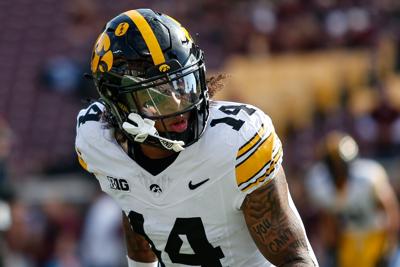 Iowa FBall vs. Minnesota (106).jpg