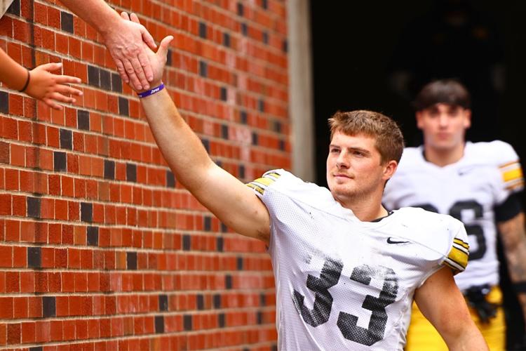 Iowa FBall Kids' Day 29
