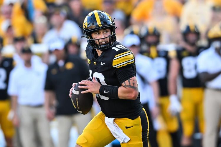 FOOTBALL-NCAA/