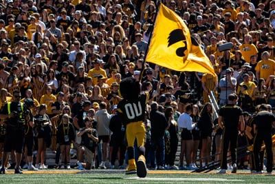 Cy-Hawk Game 21