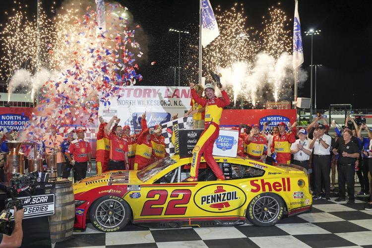 NASCAR: Window World 400
