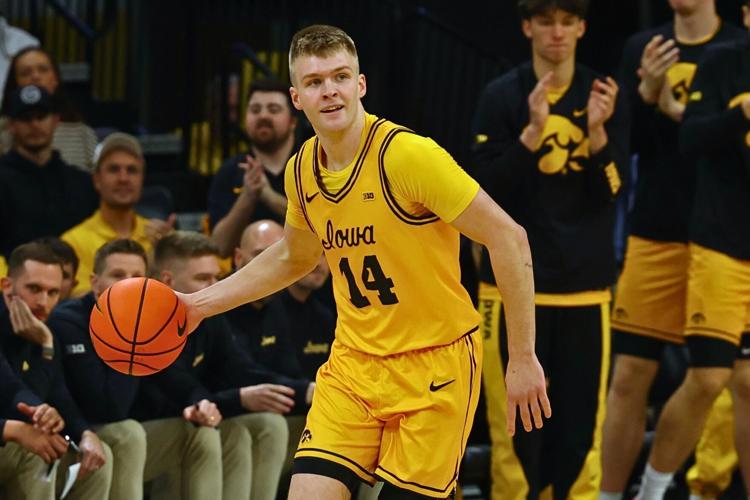 Iowa MBBall vs. Illinois 1