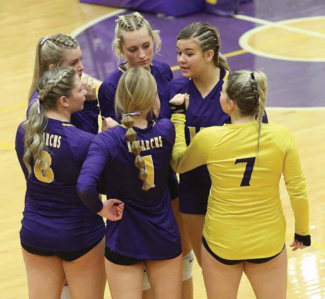 Slater of DS earns Hawkeye 10 volleyball recognition