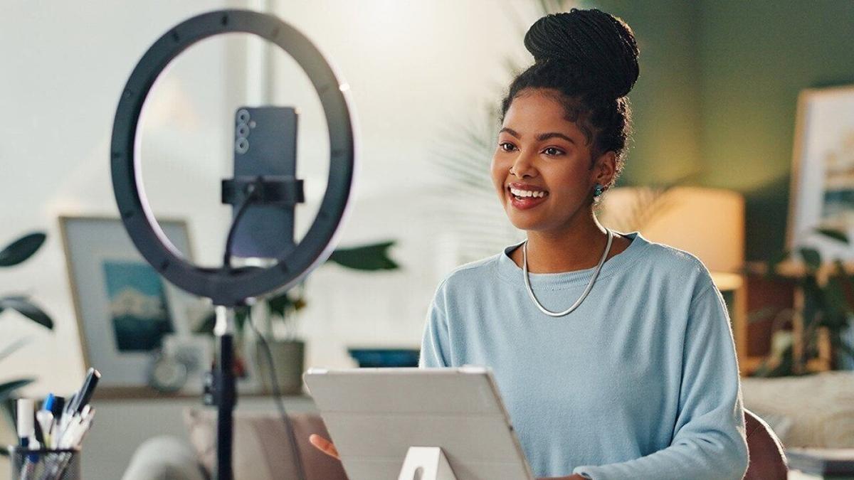 The side hustle tipping point: When a gig becomes a real business, and what happens if you wait too long to formalize