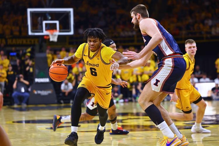 Iowa MBBall vs. Illinois 9