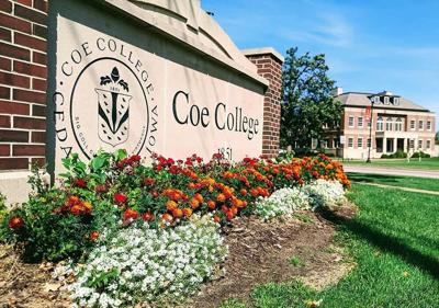 Coe College to launch reduced-credit business administration degree program