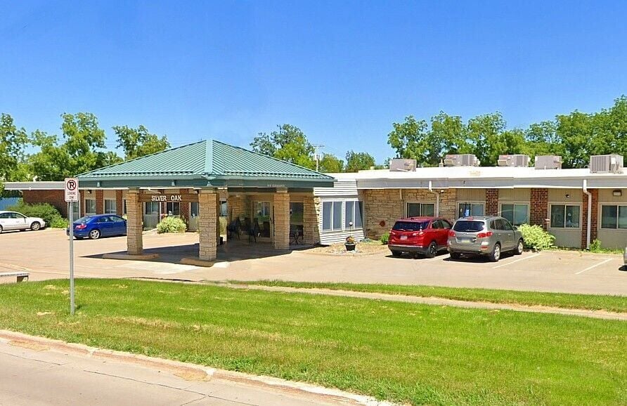 Nursing home worker keeps license amid theft conviction and pending abuse charge