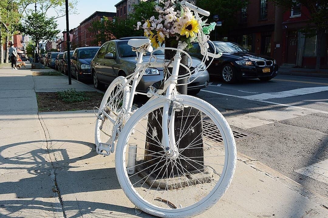 Where the most cyclists are killed on US roads