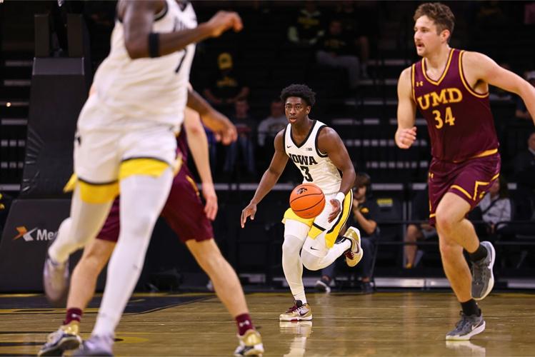 Iowa MBall vs. UMD 8