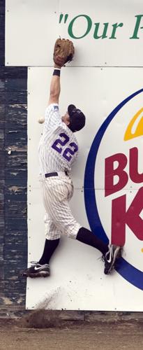 UNI Baseball (2009) 9