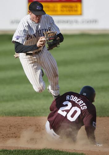 UNI Baseball (2008) 31