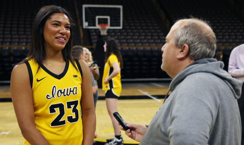 101024-qc-spt-iowawomenmediaday