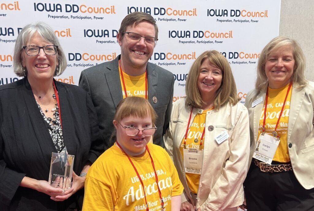 Iowa Developmental Disabilities Council presents award to Iowa Capital Dispatch