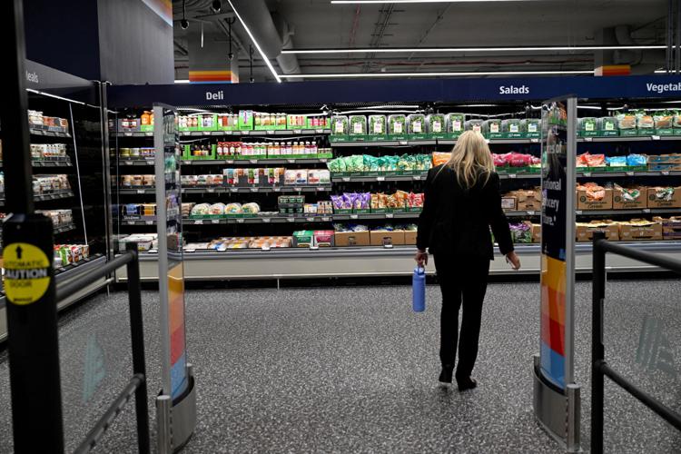 FILE PHOTO: Aldi grocery store to open in Midtown Manhattan