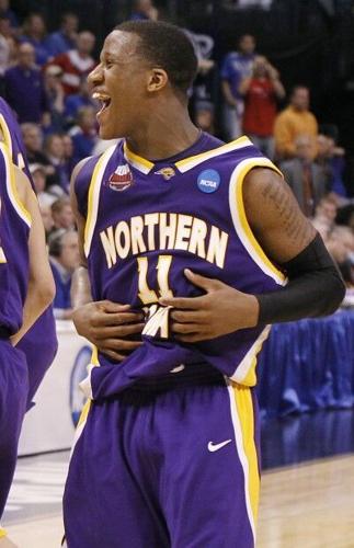 032010mp-uni-kansas-76
