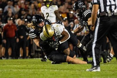 Rylan Barnes makes a tackle against UCF