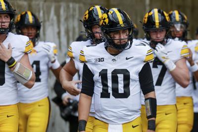 FOOTBALL-NCAA/