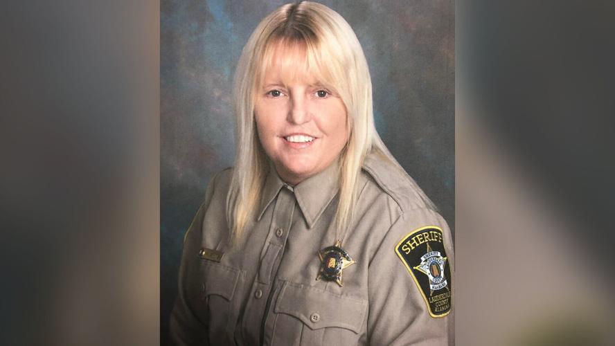 Here's what 911 audio reveals about Vicky White's final moments before being captured -- and the questions it raises