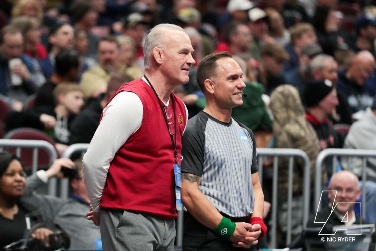 031926-spt-ncaa-thurs-dresser-1