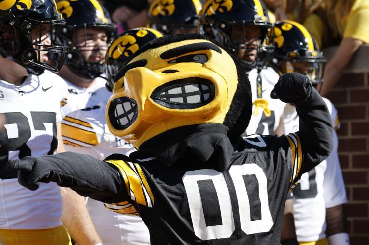FOOTBALL-NCAA/