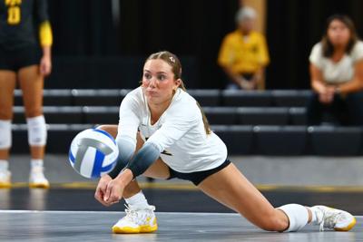 Iowa VBall vs. SIU 11