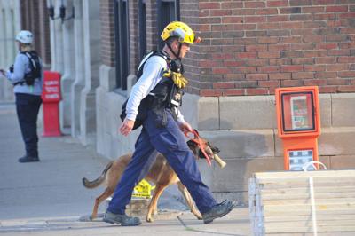 060123-qc-nws-collapsebuilding-089 (copy)
