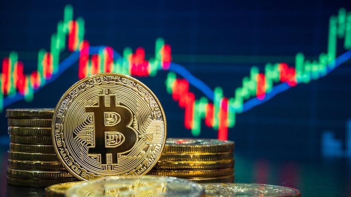 Is it too late to profitably invest in bitcoin?
