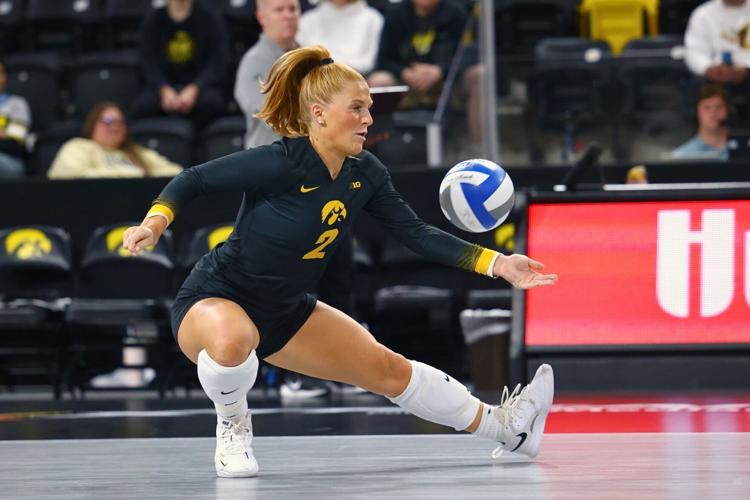 Iowa VBall vs. Illinois State 1