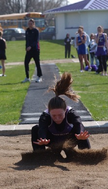 Boyer Valley girls pace area teams at final BVC track meet 