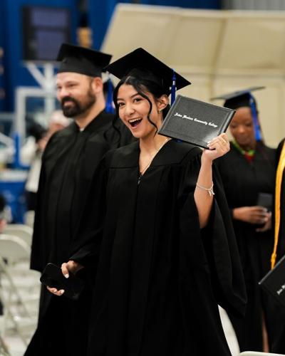 010626-cbn-news-iwcc-graduation-p3.jpg