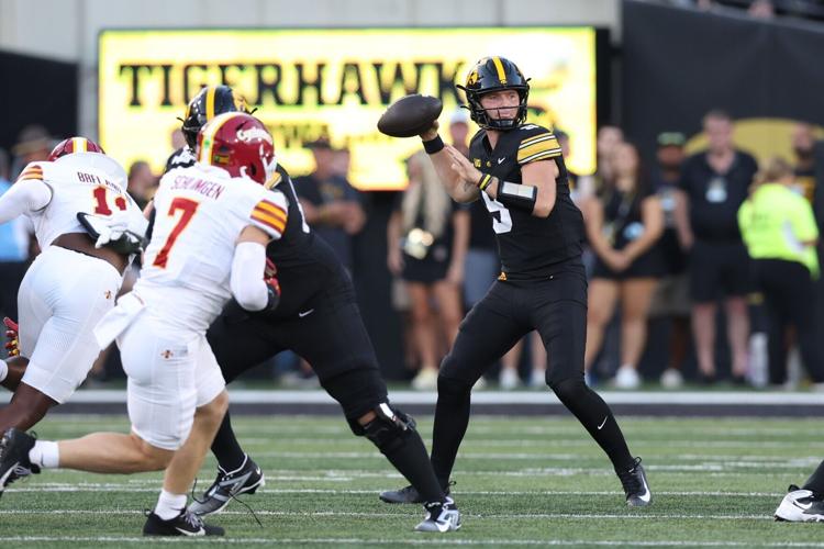 FOOTBALL-NCAA/