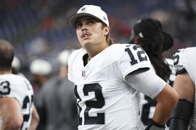 FOOTBALL-NFL-HOU-OAK/