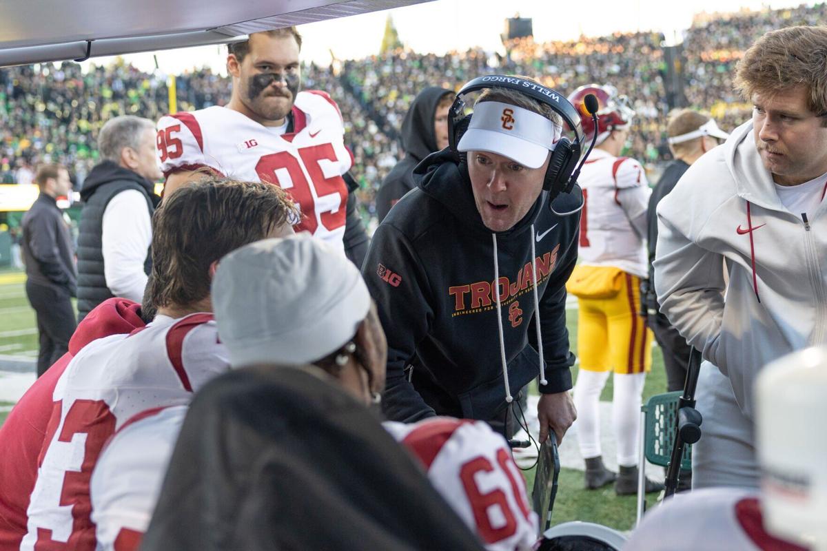 USC head coach Lincoln Riley addresses the bench during the second half against Oregon at Autzen Stadium on Saturday, Nov. 22, 2025, in Eugene, Oregon.