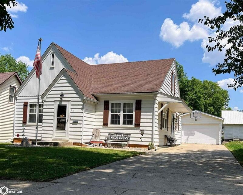 3 Bedroom Home in Manning - $114,900