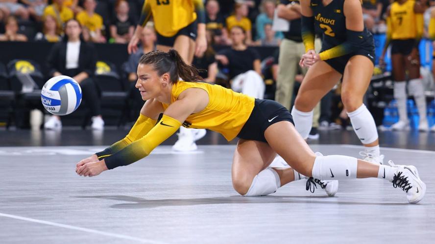 Iowa VB vs. Iowa State 10