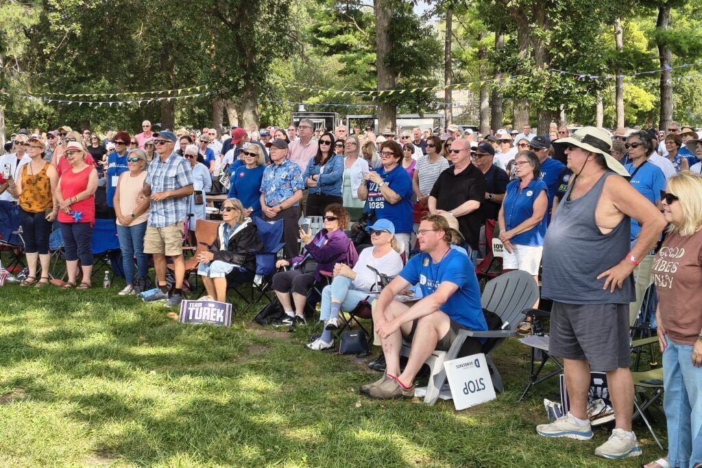 Iowa Democratic candidates push for term limits at Polk County Steak Fry