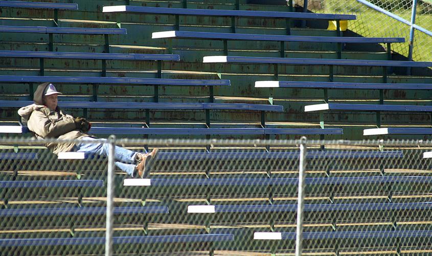 UNI Baseball (2000) 4