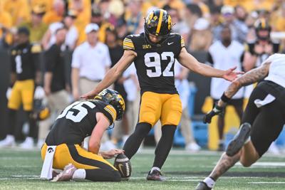 FOOTBALL-NCAA/