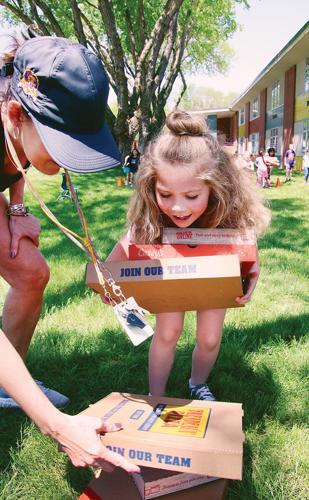aapizza box race.jpg