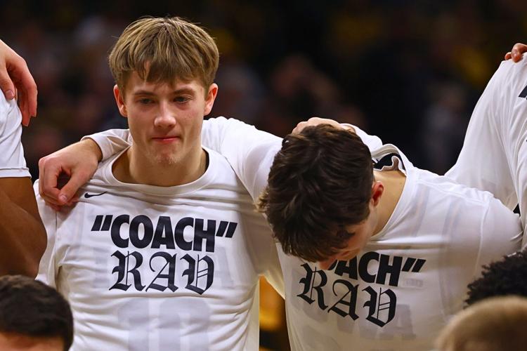 012826-spt-iowa-mbb-usc-rav-1 - 1