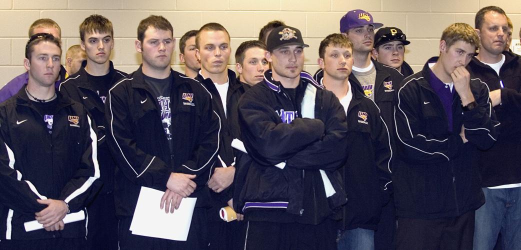 UNI Baseball (2009) 6