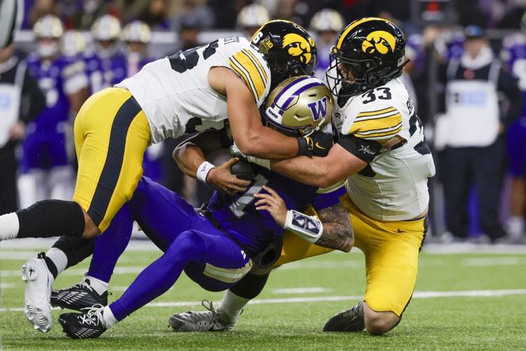FOOTBALL-NCAA/