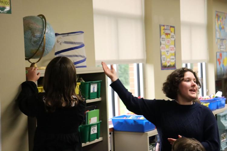 052126-cbn-news-5th-grade-exhibition-P7
