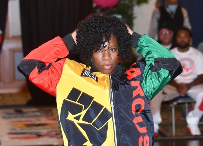 080920-qct-fashionshow-046