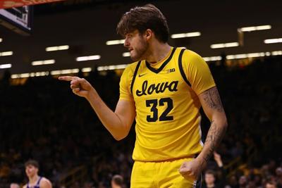 Iowa MBBall vs. Northwestern 14