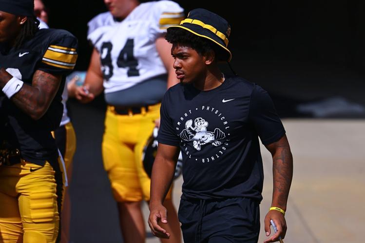 Iowa FB Kids' Day 10