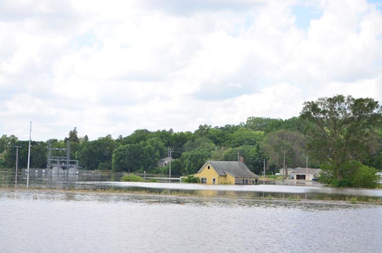 Smithland flooded home