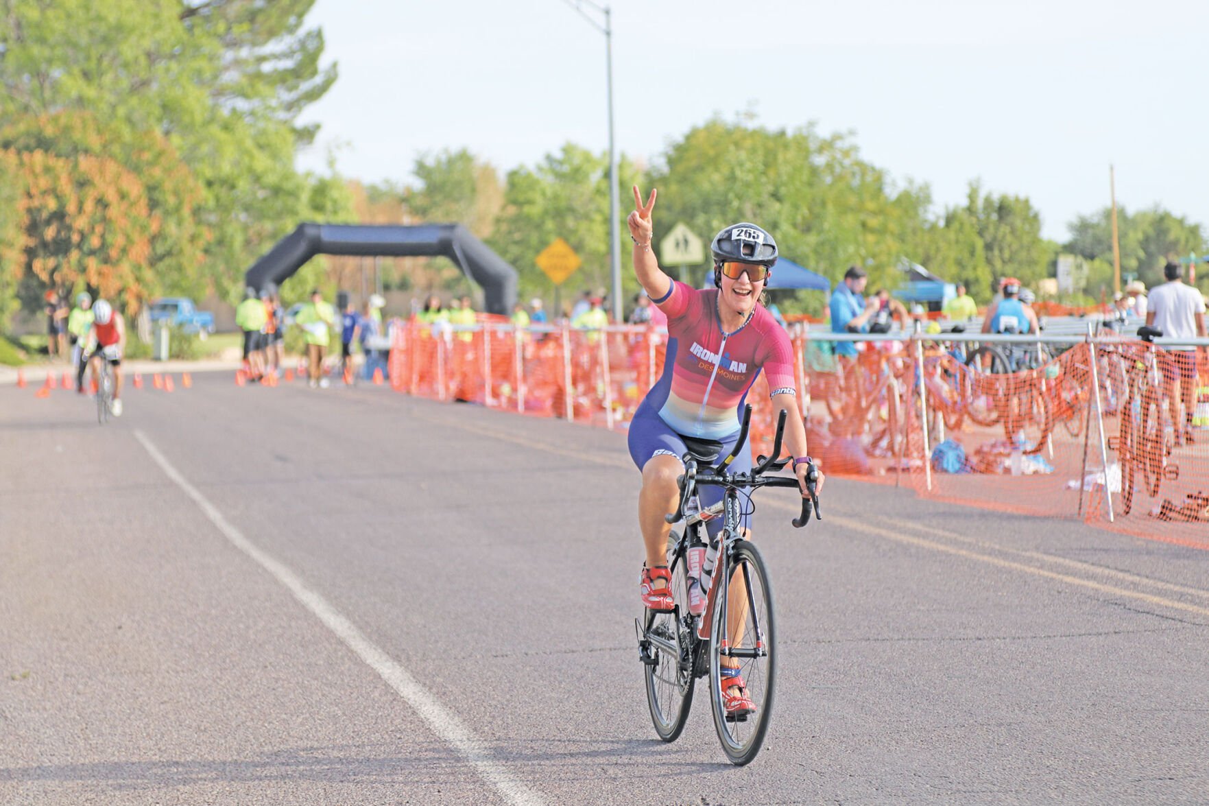 Radfahrer beim Socorro Chile Triathlon